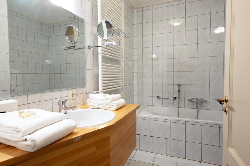 Hotel De Watermoelle Haaksbergen Ngoại thất bức ảnh